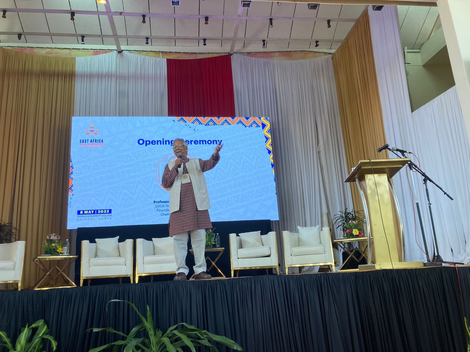 Yunus OPENS THE EAST AFRICAN SOCIAL BUSINESS FORUM in Nairobi